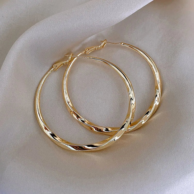 Luxury Gold Mobius Hoop Earrings – 50mm Minimalist Design for Women