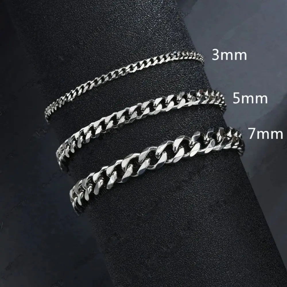 Luxury Cuban Chain Bracelet – Classic Stainless Steel for Men & Women