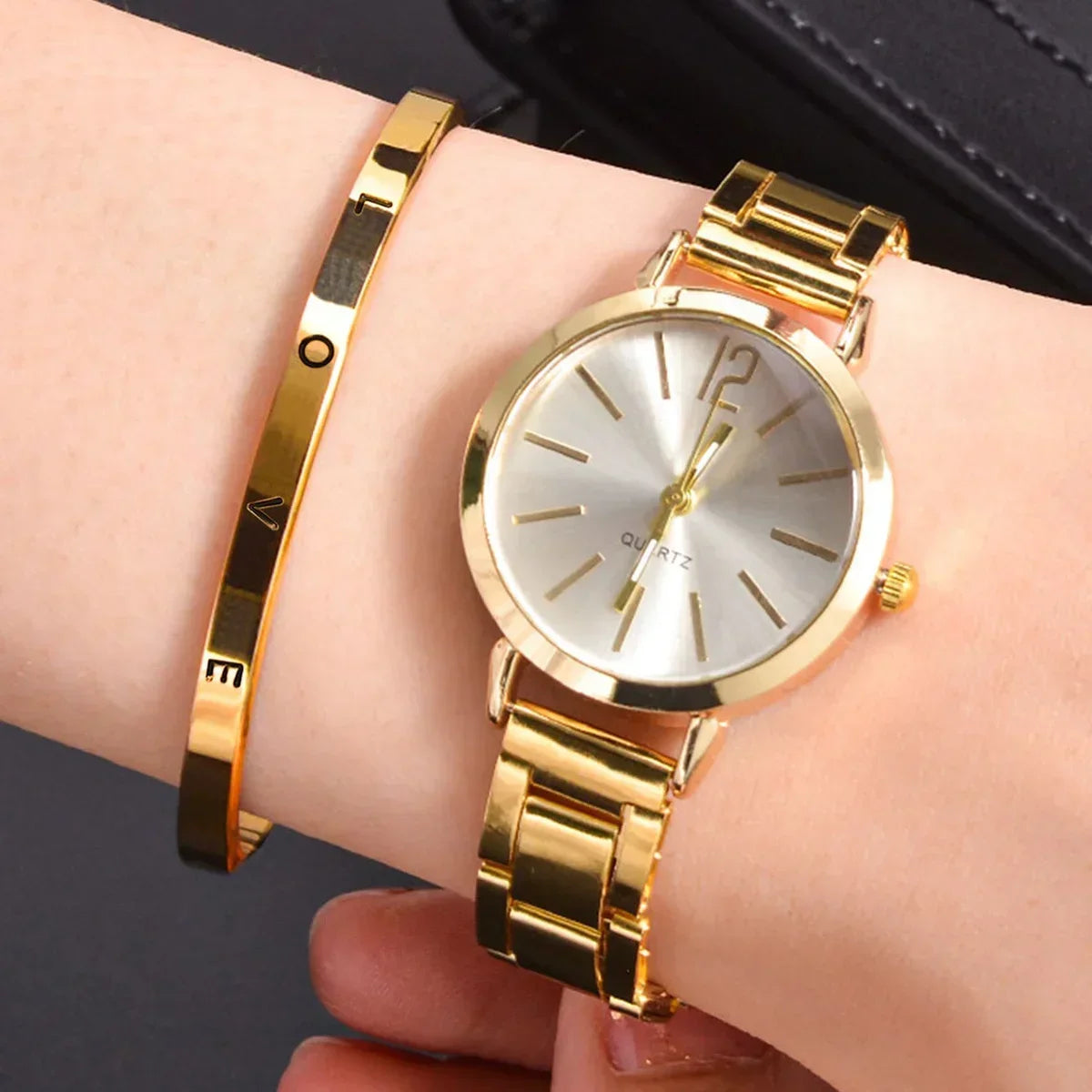 Luxury Women’s Quartz Watch & Bracelet Set – Minimalist Dial