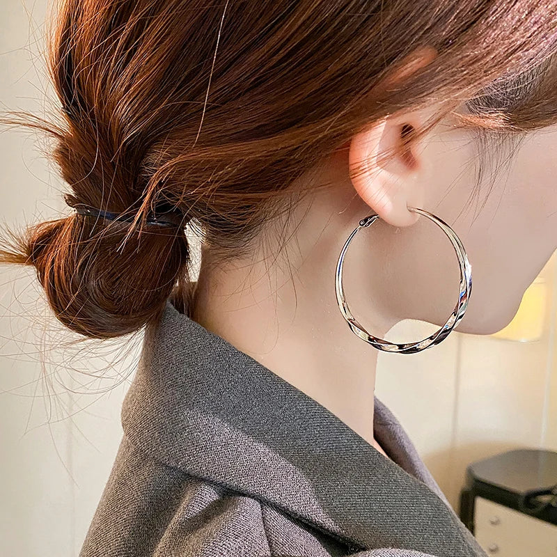 Luxury Gold Mobius Hoop Earrings – 50mm Minimalist Design for Women