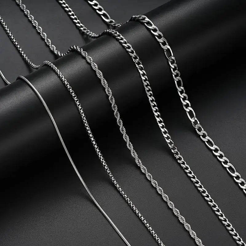 Luxury Chain Necklace Set – 5 Piece Collection