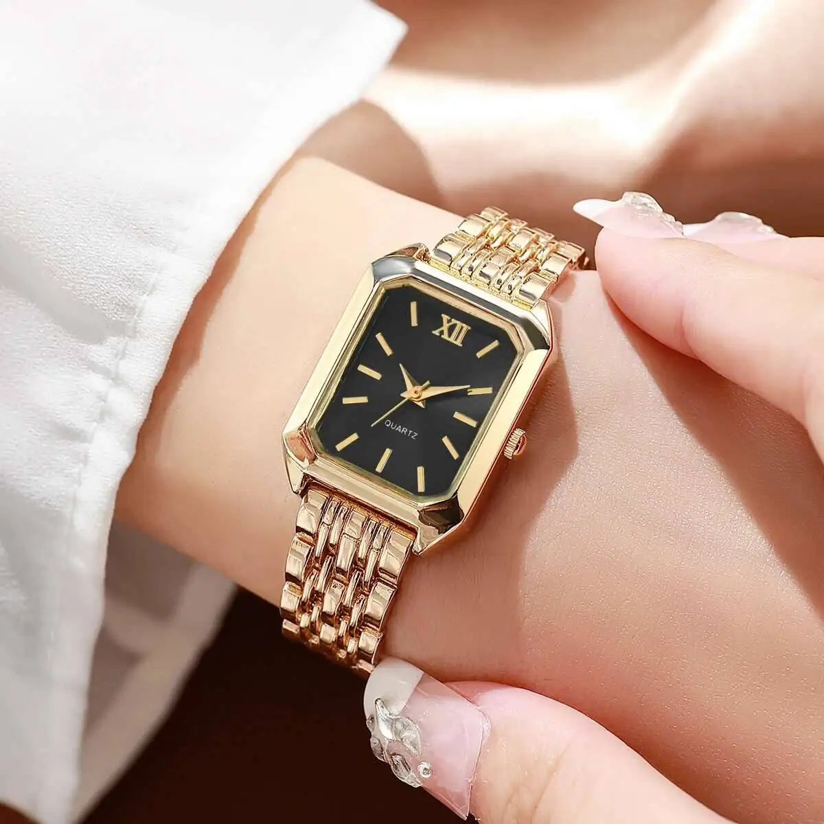 Luxury Women’s Rectangle Quartz Watch – Elegant Analog Design