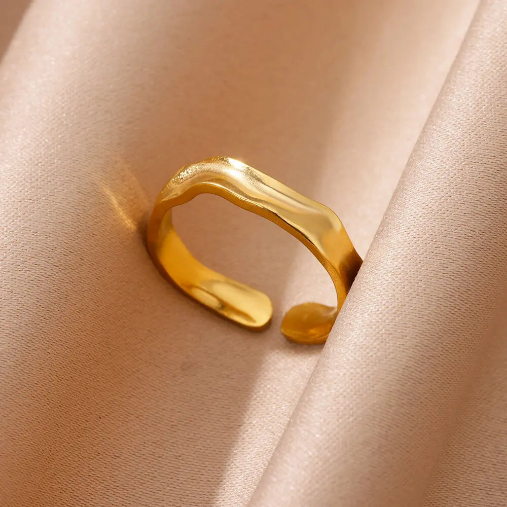 Luxury Gold-Plated Geometric Stainless Steel Ring – Adjustable Minimalist Desig