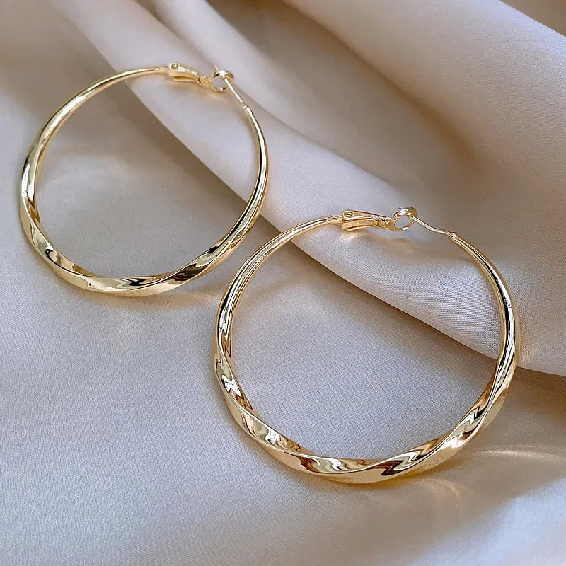 Luxury Gold Mobius Hoop Earrings – 50mm Minimalist Design for Women