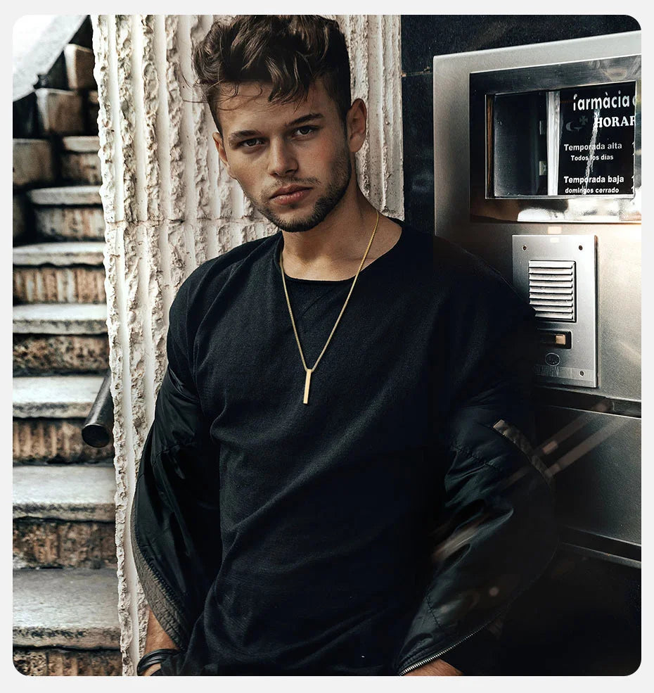 Minimalist 3D Bar Pendant Necklace – Stainless Steel